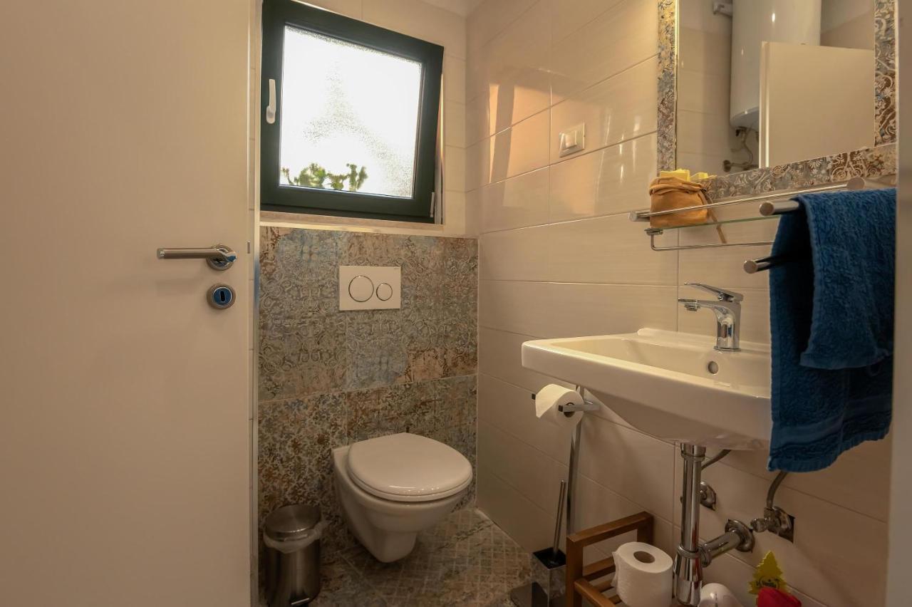 Studio App Dea In The Center Rovinj Exterior photo